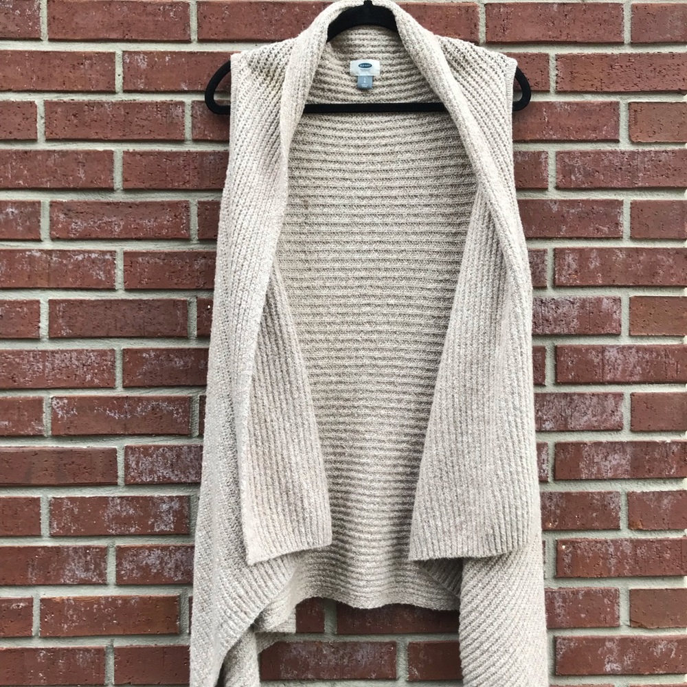 OLD NAVY sleeveless sweater cardi